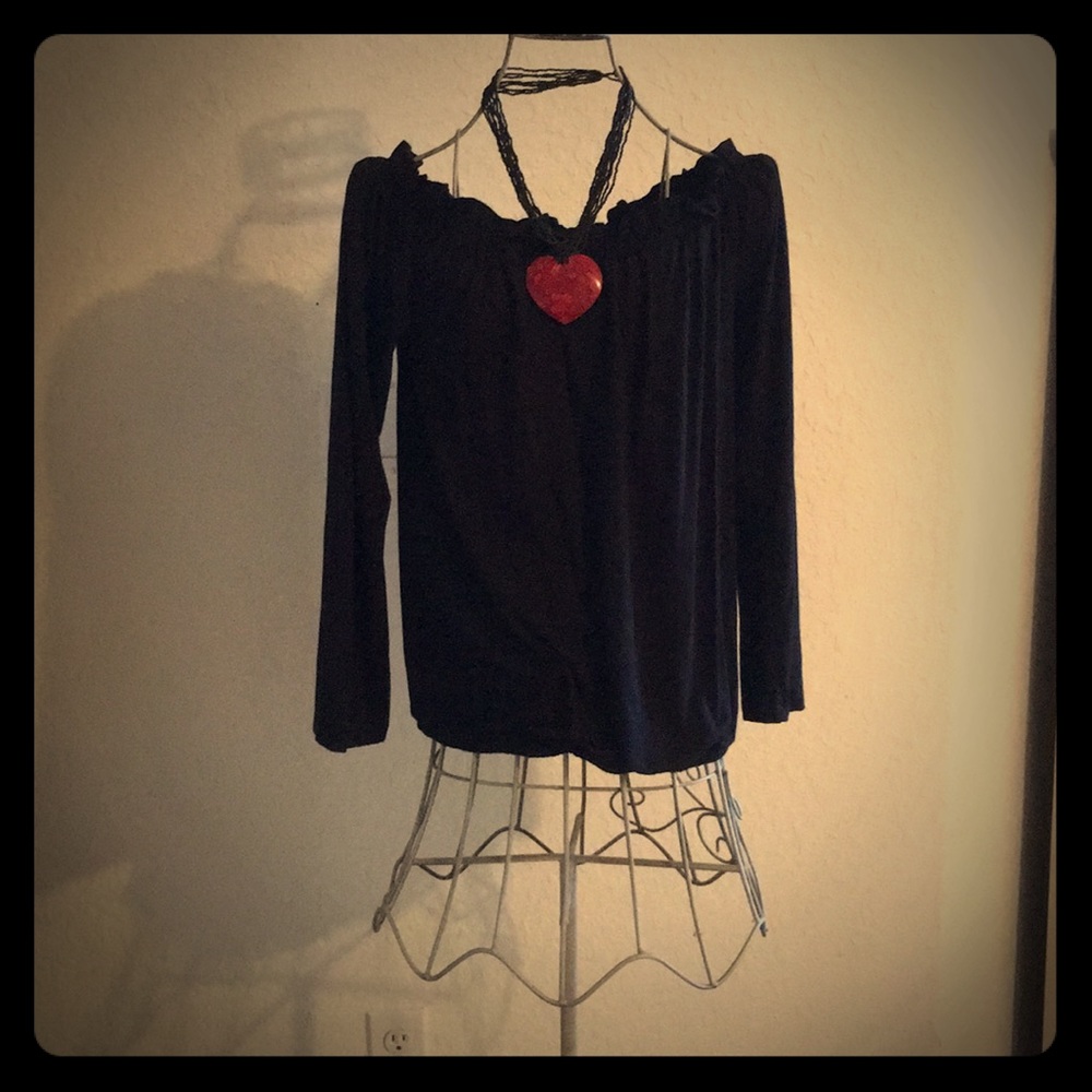 Scoop neck top